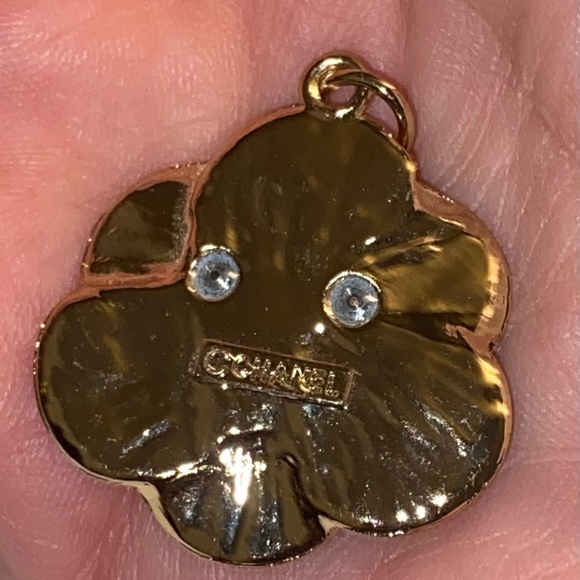 CHANEL Vintage Zipper Pull Button Charm Gold Tone Yellow Camellia Flower 30mm - Picture 6 of 6